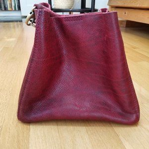 Butterfly Bucket Bag in Sangria - Portland Leather Goods